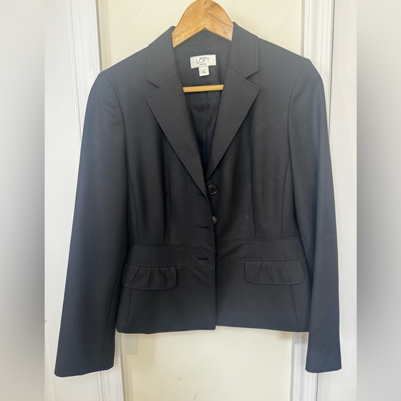 LOFT Jackets & Blazers - LOFT Black Women's Tailored Blazer with Notch Lapel